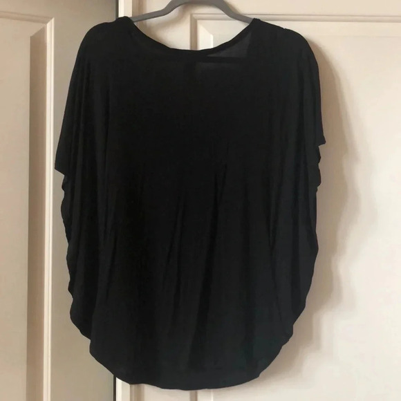 H&M black flowy shirt with large cutout sleeves, size small - Picture 4 of 4